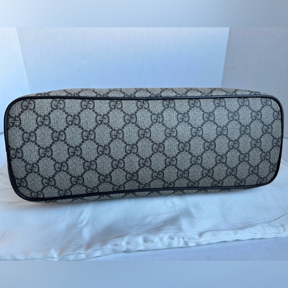 Authentic Gucci Beige GG Supreme Convertible Small Tote - Picture 11 of 16